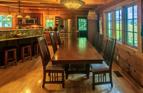 Boone House | Wildwind Cabin Amazing View - 5 Mins to Downtown Boone - Unwind & Relax