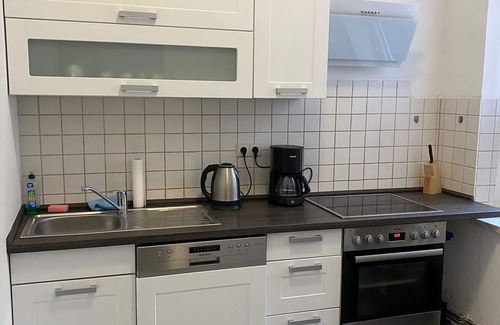 Neumuenster House | Wilhelmstraße 19 W2 - 2 bedrooms with parking space