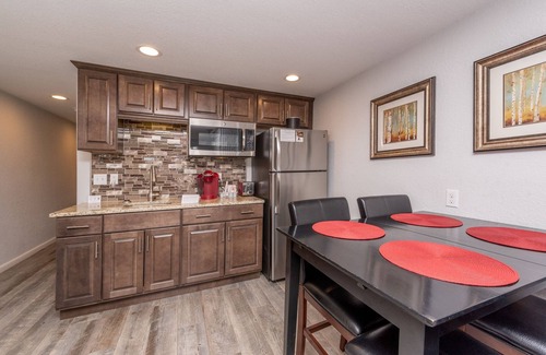 Thayerville Condo | Will O' The Wisp 205A: Lakefront Efficiency Condo, Expansive Lake Views, Firepla