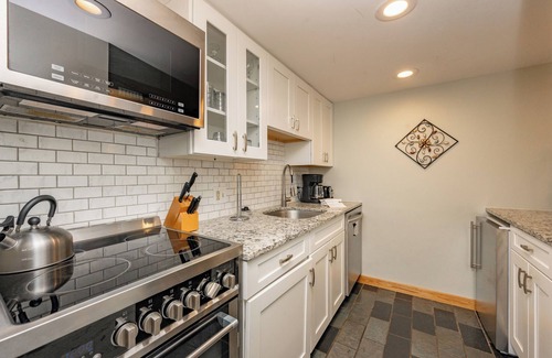 Thayerville Condo | Will O' The Wisp: 504F Three Bedroom/Two Bath