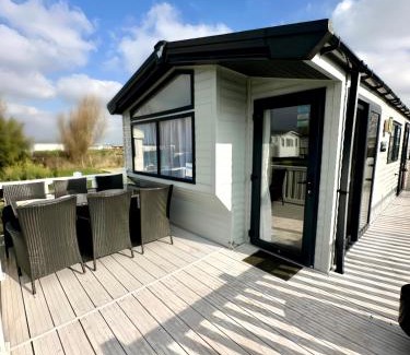 Camber Resort | Willerby Castleton,Camber Sands- sleeps 6 Entertainment passes not included