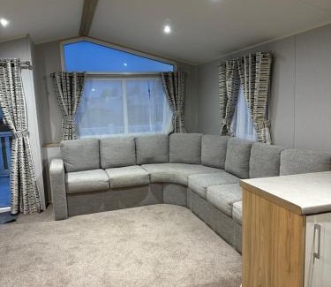 Camber Resort | Willerby Castleton,Camber Sands- sleeps 6 Entertainment passes not included