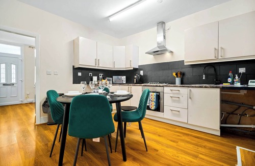 Birmingham House | Willes Road City House