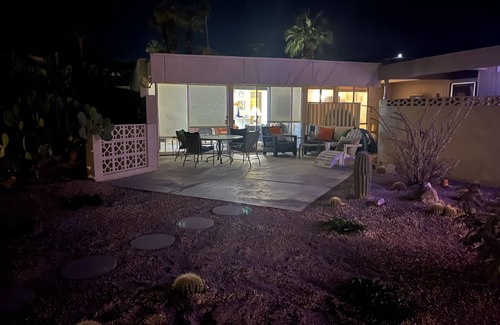 Palm Desert Condo | William Krisel's MCM MasterpiecenRented calendar months only Jan, Feb & Marchnn