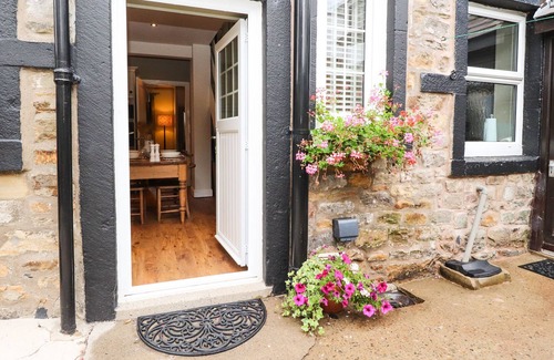 Clitheroe Cottage | WILLIAM'S COTTAGE, family friendly in Waddington