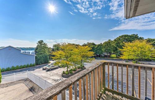 Williams Bay Apartment | Williams Bay Getaway with Geneva Lake Views!