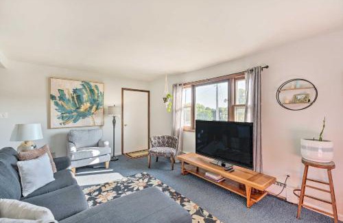 Williams Bay Apartment | Williams Bay Getaway with Geneva Lake Views!