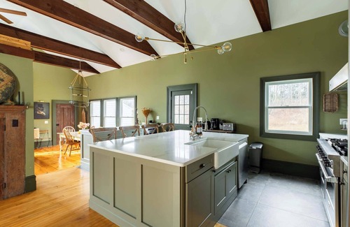 Clinton Corners House | Willow Brook: Historic Farmhouse w/Fun Playroom