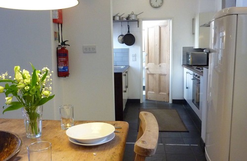 Lostwithiel Cottage | WILLOW COTTAGE, family friendly, with open fire in Lostwithiel