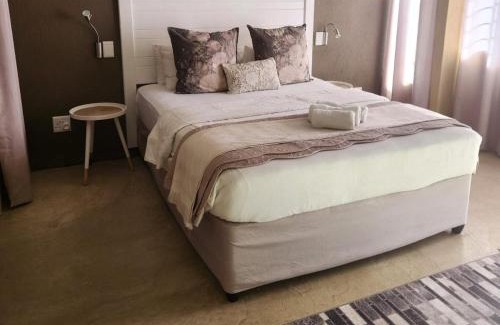 Nelspruit House | Willow Inn