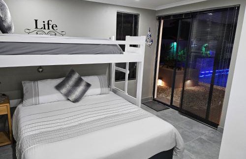 West Beach House | Willow Retreat Blouberg