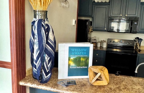 Welaka House | Willow & Watern“Where calm meets the current”