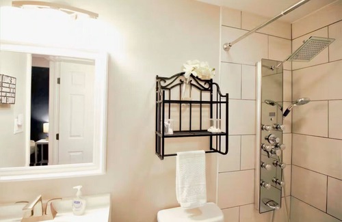 Fairborn Apartment | Willow Wing Condo -Spotless, Modern & Minutes to WPAFB & WSU