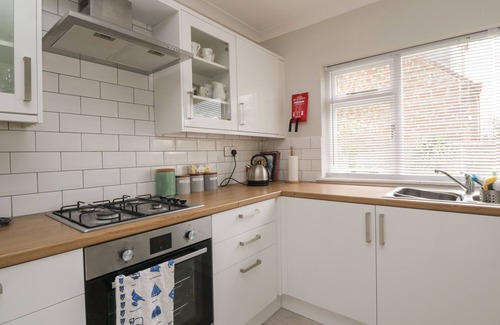 Ayr Cottage | WILLOWBANK, family friendly, character holiday cottage in Ayr