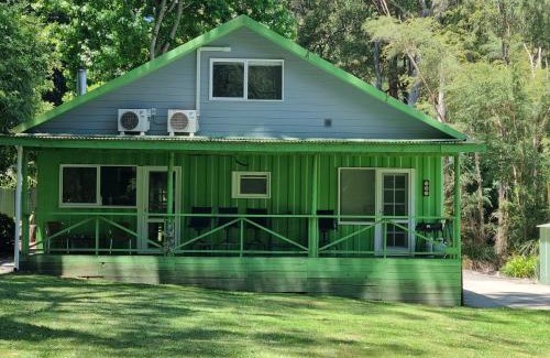 East Warburton House | Willows Cottage