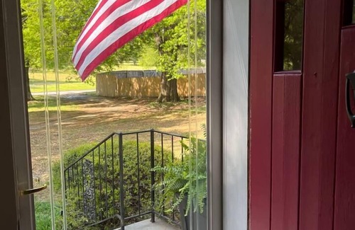Paragould House | Willows Cottage - Charming Home in Paragould