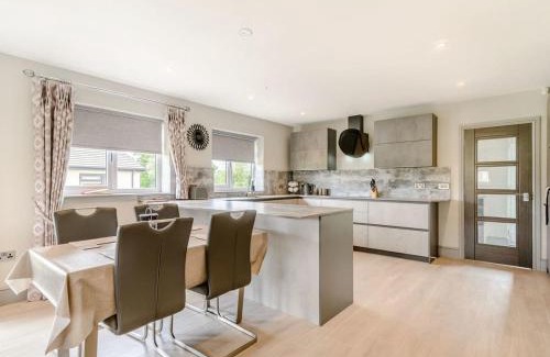 Blackburn House | Willows Cottage