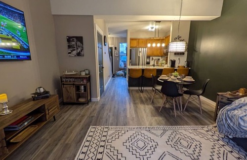 Dundee House | Wilmington Manor Condo