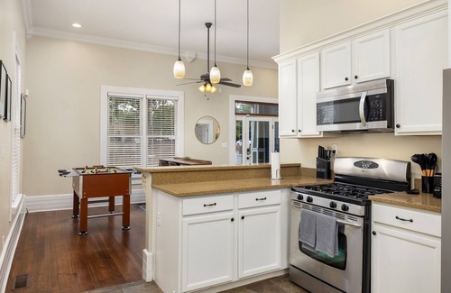 Forest Park House | Wilson Historic Home on 5th Ave - 3BR/Games/Groups