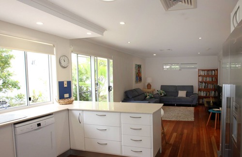 Dicky Beach House | Wilson House at Dicky Beach