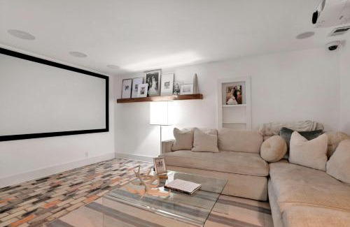 Fayetteville House | Wilson Park Spa home sauna and walking trails