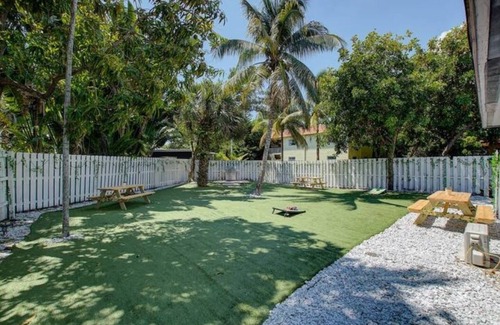 Middle River Terrace House | Wilton Manors 2BDR Pets Ok
