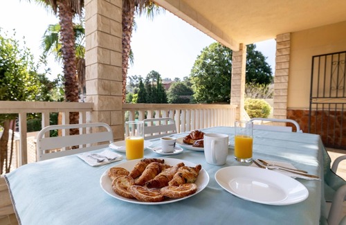 Mont Barbat Villa | Winahost Sant Cosme Villa with private pool