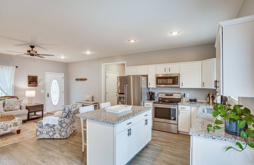 Winchester House | Winchester Home w/Deck < 1 Mi to Tims Ford Lake!