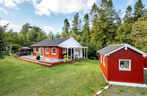 Handrup Strand House | "Winder" - 925m from the sea by Interhome