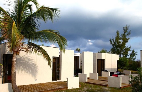 Savannah Sound House | Windermere Island Beach House with Club Membership, Pool, Tennis