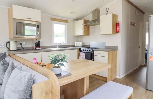 Morecambe Cottage | Windermere Lodge