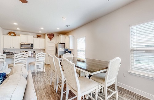 Port St. Joe House | Windmark - Day Drinking | House in Port St Joe with a hot tub & additional suite