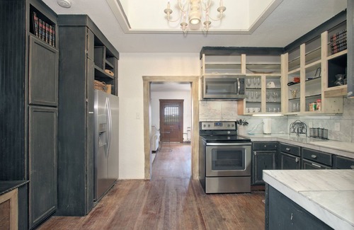 Bergheim House | Windmill House -Guest Cottage w/pool