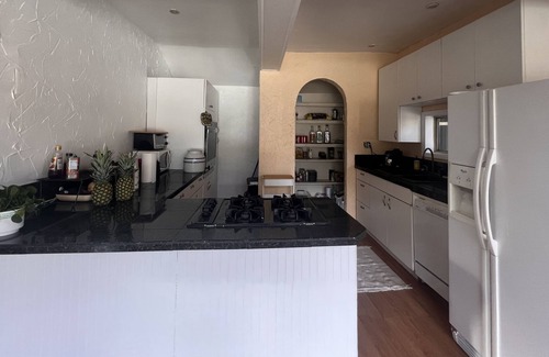 Idaho Springs House | Windows Huge, Light, Southern Facing, Hot-Tub on Deck, 5 Min. Walk Downtown