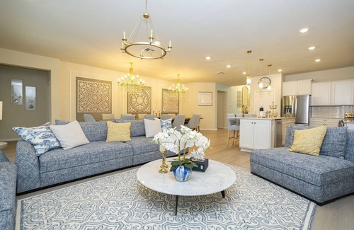 Four Corners Villa | Windsor Cay 122 - Eight Bedroom Villa, Sleeps 19