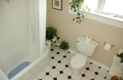 Mount Pleasant Bed & Breakfast | Windsor Guest House