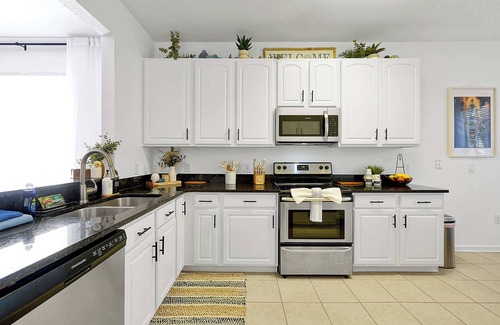 Windsor Hills House | Windsor Hills Family Paradise