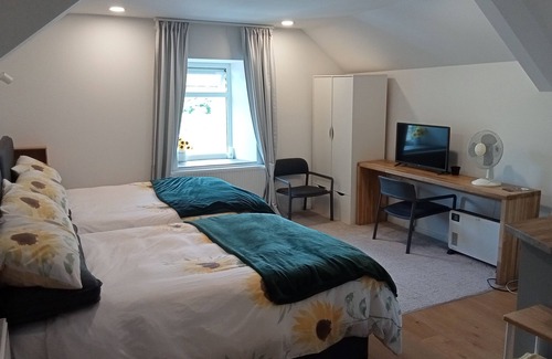 Merthyr Vale Hotel | Windsor Hotel & Bar