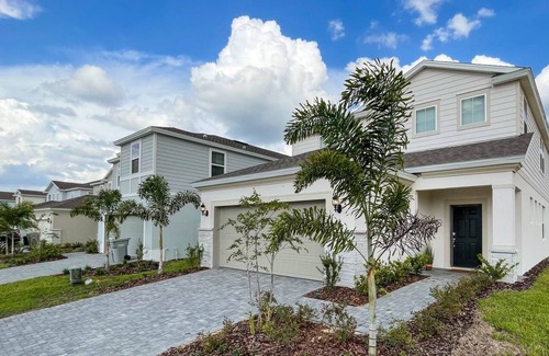 Davenport House | Windsor Island Resort 5 Bedroom East Facing Pool - P820923