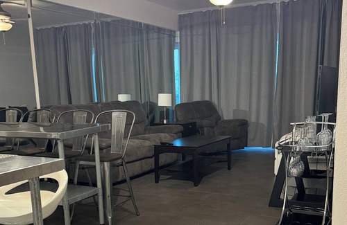 Encanto Condo | Windsor Place Condominium - In the heart of Phoenix