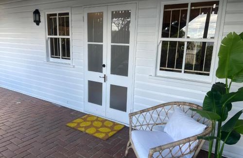 Windsor House | Windsor Retreat with City Views