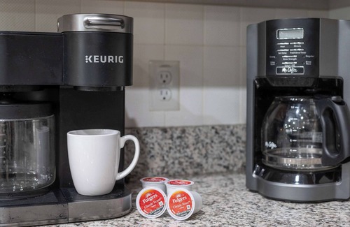 Four Corners House | Windsor Westside Family Paradise