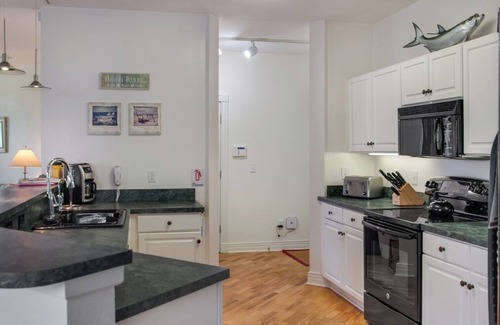 Corolla Condo | Windswept Ridges 4E: 3-bedroom Condo, Gated Community, Community Pool