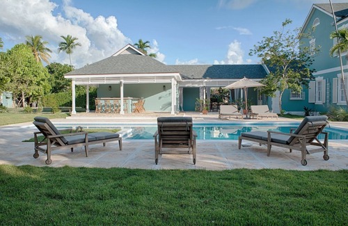 Nassau House | "Windways".Stately Bahamian Estate House