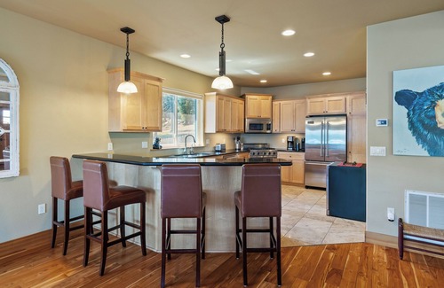 Worley House | Windy Bay Hideaway on Lake Coeur d' Alene!