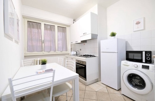 Peretola Apartment | Wine Apartments Florence Verdicchio