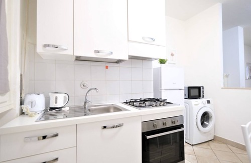 Peretola Apartment | Wine Apartments Florence Verdicchio