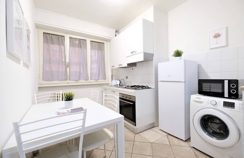 Peretola Apartment | Wine Apartments Florence Verdicchio