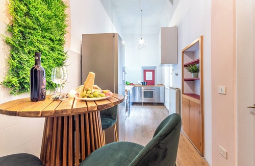 Santissima Annunziata Apartment | Wine Apartments Florence Prosecco