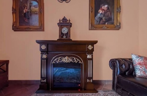 Lake Bracciano Apartment | "Wine cave"